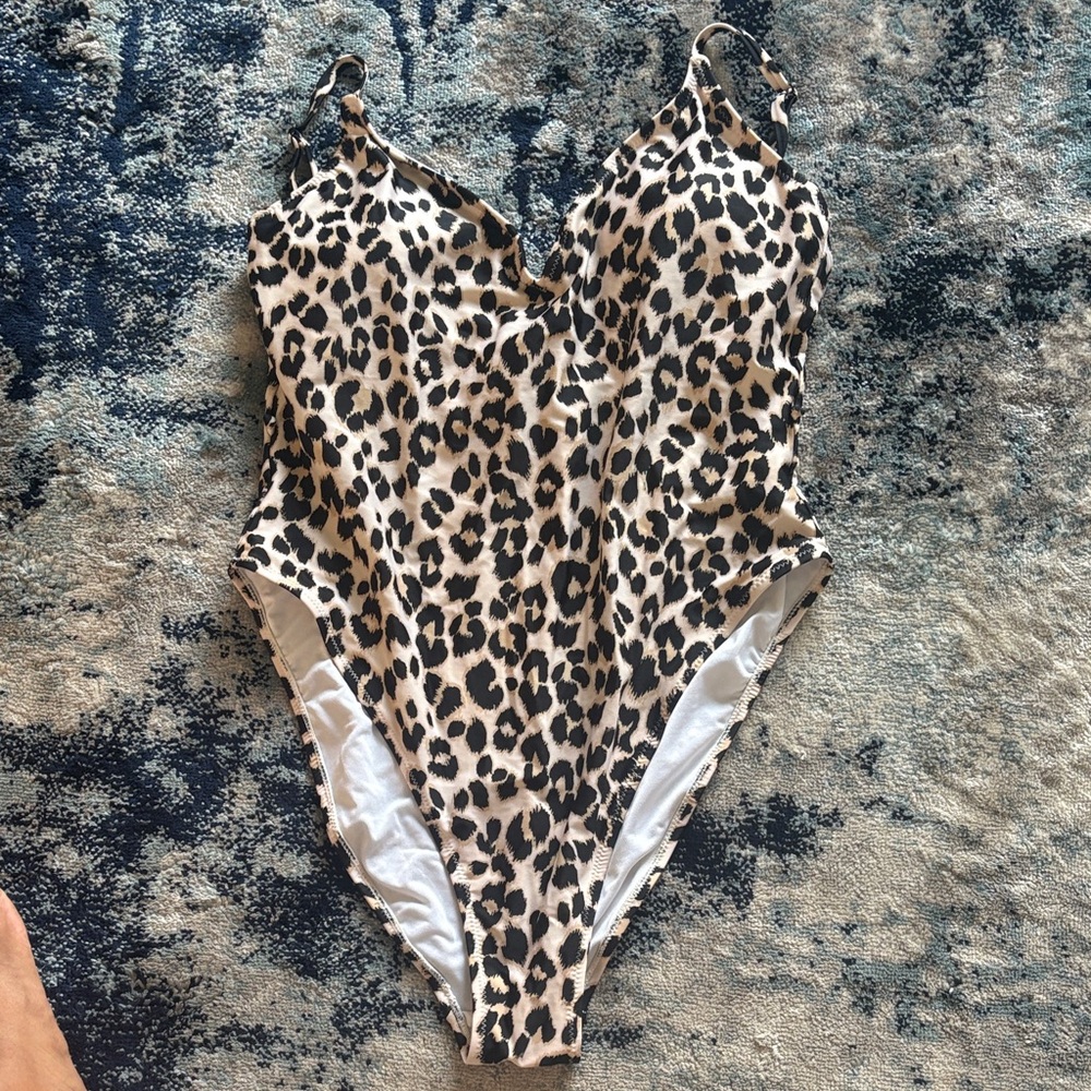 Old Navy Leopard Print One-Piece Swimsuit - Beige and Black